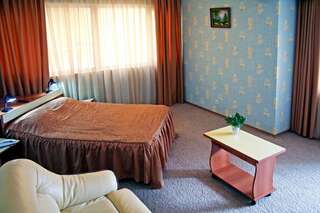 Гостиница Парадиз Отель Адлер Стандартный двухместный номер с 2 отдельными кроватями-4